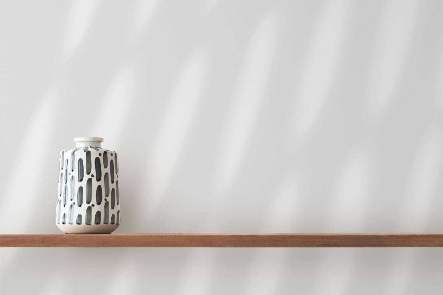 floating shelf