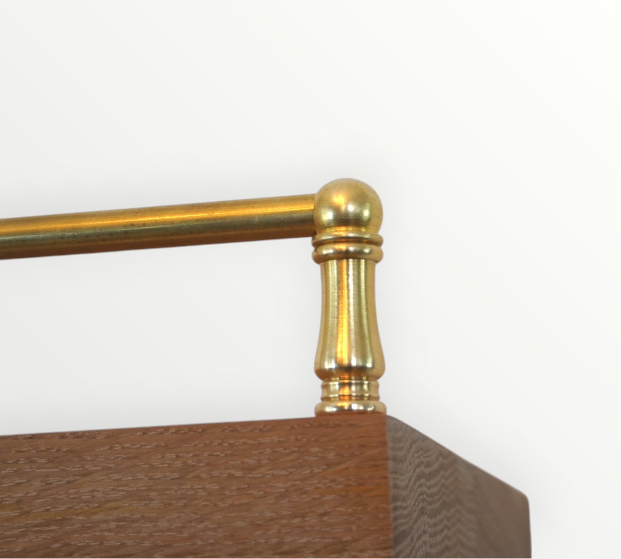 white_oak_shelf_brass_rail_detail