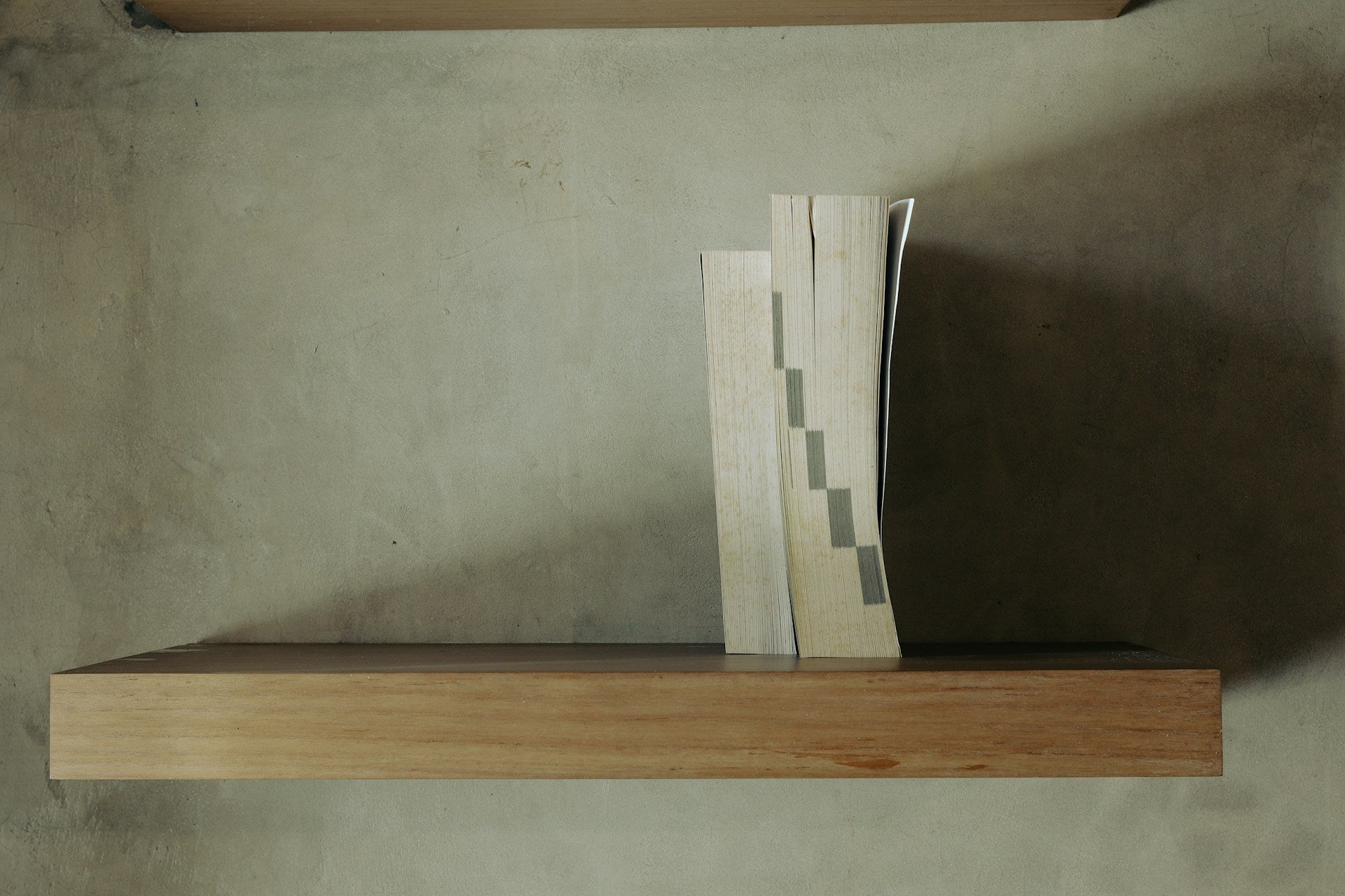 The Importance of Using a Heavy Duty Floating Shelf in Kitchens